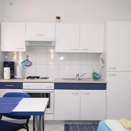 Studio 7234a Apartment *